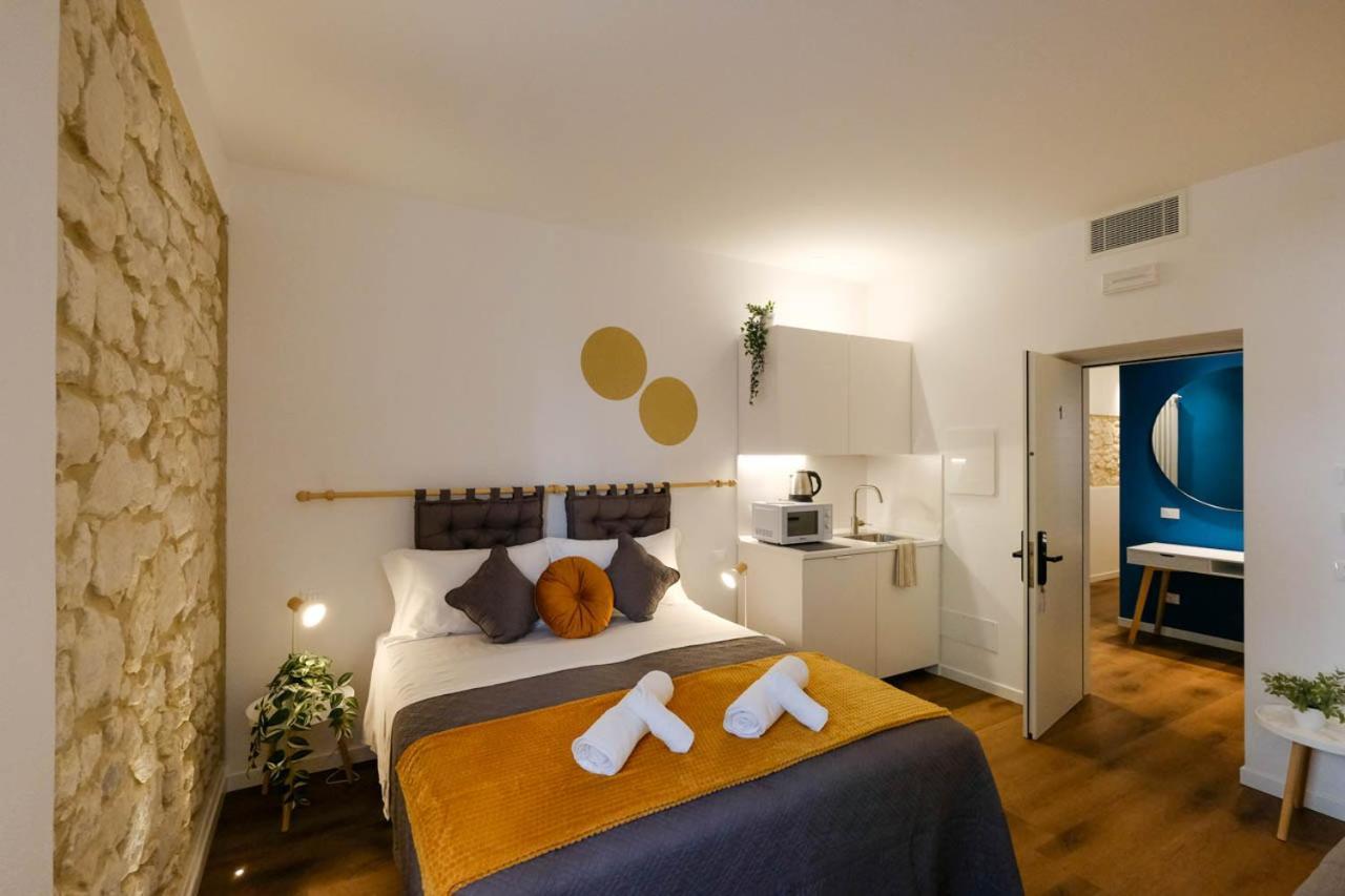 Verona Sweet Rooms - Affitti Brevi Italia Ngoại thất bức ảnh