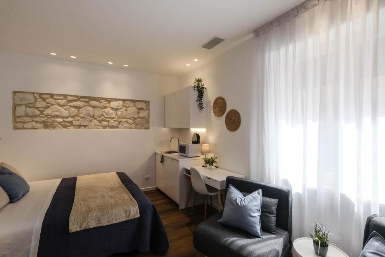 Verona Sweet Rooms - Affitti Brevi Italia Ngoại thất bức ảnh